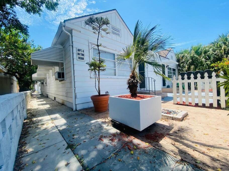 Steps To Beach & Downtown! Cozy Beach Bungalow #1 Lake Worth Beach Exterior foto